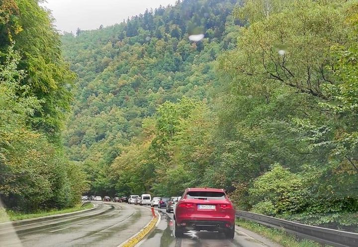 Obrázok k článku 12:20

ℹ️ Zdržanie v smere