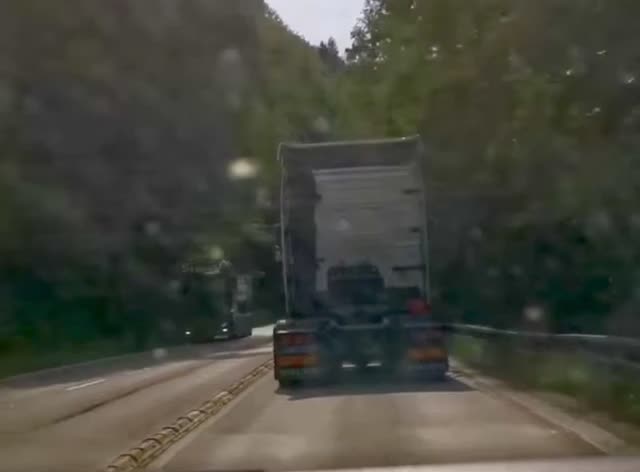 Obrázok k článku Po padajúcich kameňoch sa na