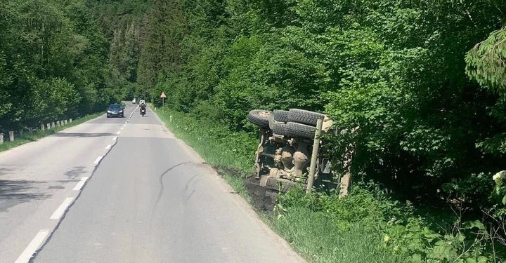 Obrázok k článku ️ UPOZORNENIE ️

 Medzi